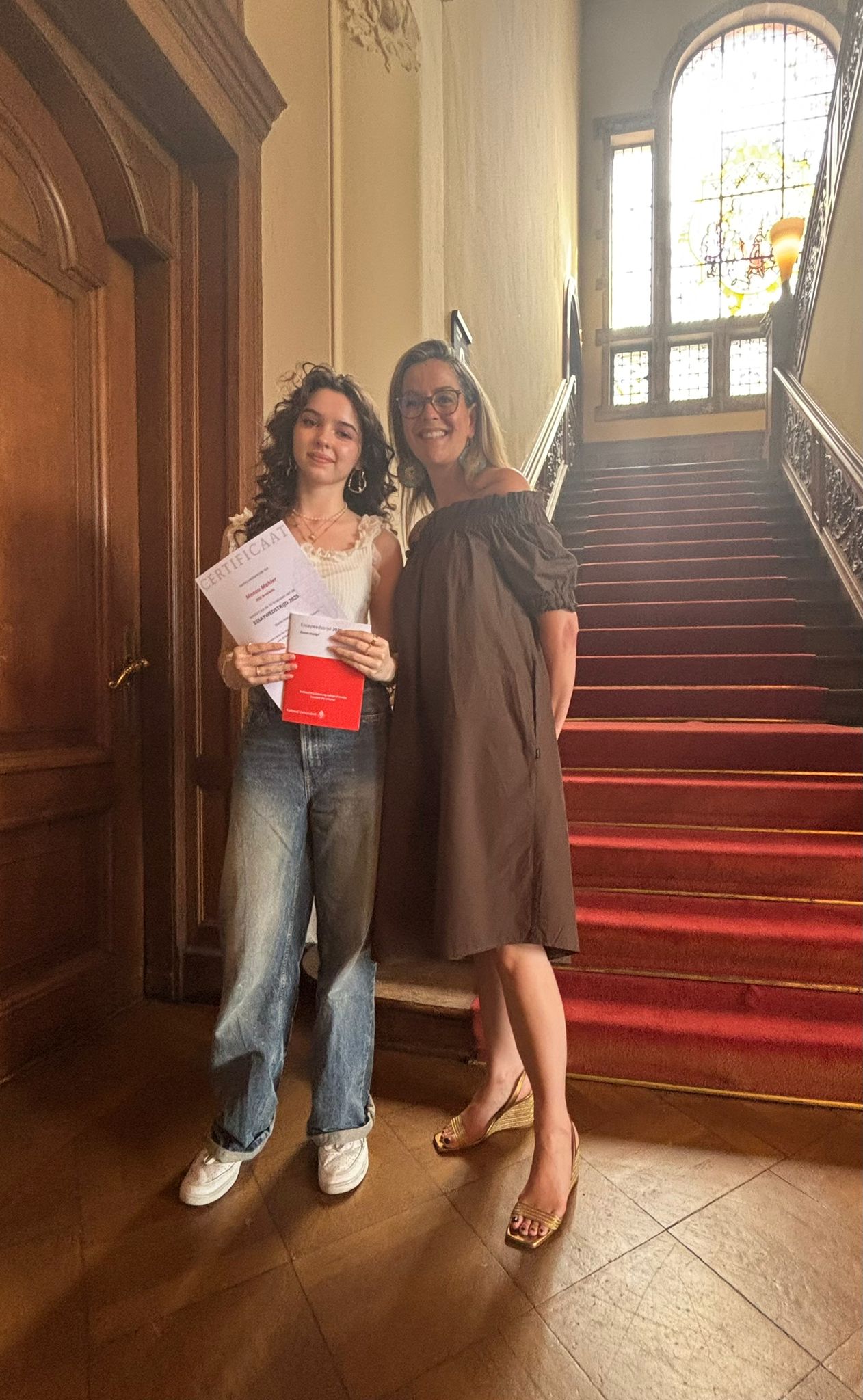 Manou uit 5vwo finalist Essaywedstrijd Radboud Universiteit